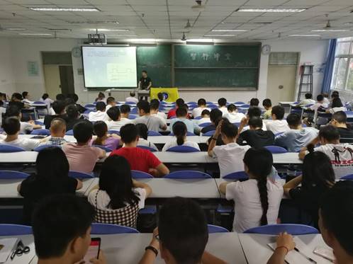 http://www.pzhu.edu.cn/__local/7/4A/7D/2523D0BABF14392CBD933544CE3_AE9953F4_1842C.jpg