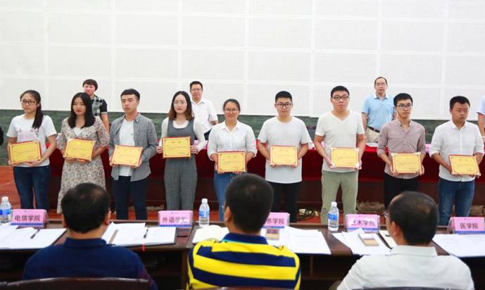 http://www.pzhu.edu.cn/__local/8/89/99/223D5235F9BFD4AF96170D86D29_8C8ED247_15FA4.jpg
