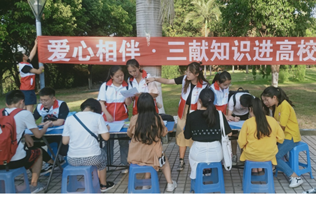 http://www.pzhu.edu.cn/__local/C/00/54/E4FA098977E769ED5DB7B507C0B_446BFE5D_629C2.png